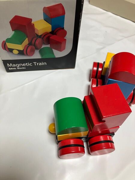 木製 知育玩具 おもちゃ BRIO マグネティックトレイン 電車 ブロック遊び つみき代わりにも 知育玩具 積み木 木のおもちゃ