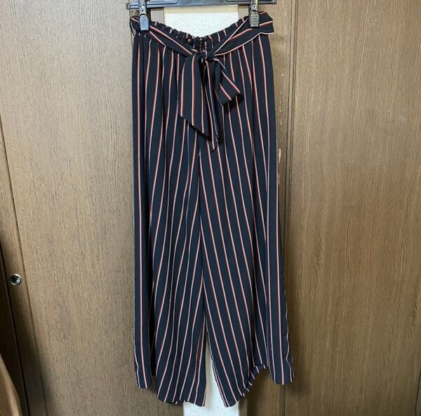 CECIL McBEE セシルマクビー リボン付きストライプワイドパンツ Mサイズ