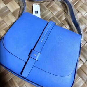 新品タグ付き GAP Crossbody Saddle Bag クロスボティ サドル バッグ One Size