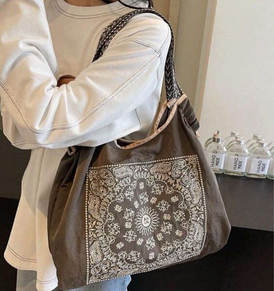 トートバッグ バッグ ハンドバッグ ショルダーバッグ バンダナ 刺繍 ペイズリー おしゃれ レディース 夏 肩掛け 撥水