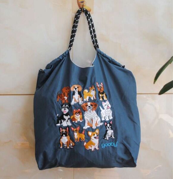 トートバッグ かばん 犬 ドッグ エコバッグ お散歩 かわいい ショルダーベルト ボールアンドチェーン 紐 レディース 刺繍