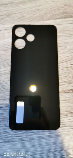 Xiaomi Redmi 12 5G 背面パネル