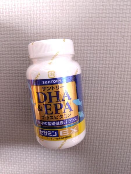 サントリー DHA&EPA プラスビタミン セサミンEX 240粒 ボトル 新品