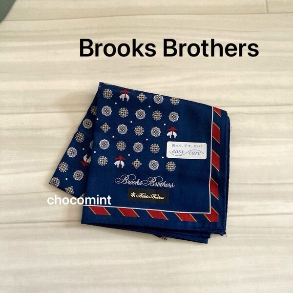 新品未使用♪Brooks Brothersブルックス ブラザーズ/イージーケア 大判プリントハンカチ メンズ ネイビー 日本製