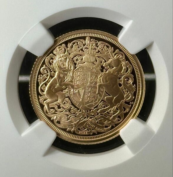 2022年 チャールズ3世 メモリアル ソブリン NGC PF70UC FDOI 初鋳版(初日) イギリス ロイヤルミント