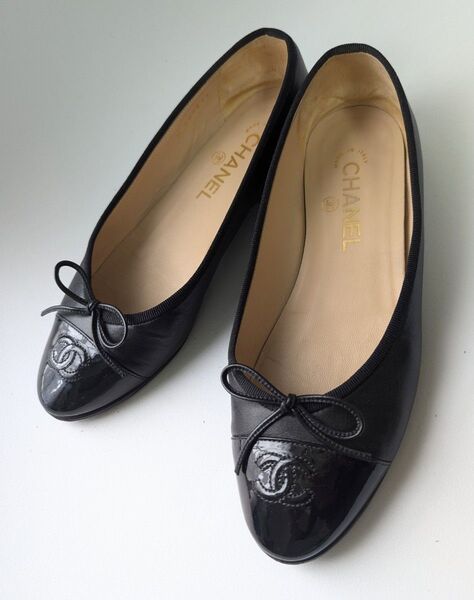 美品 CHANEL 人気 定番 シャネル ブラック バレエシューズ フラット ココマーク リボン