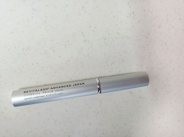 リバイタラッシュ アドバンス ジャパン まつげ美容液 2ml (国内正規品)