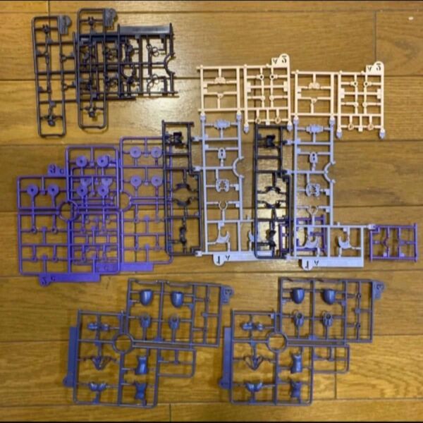 30ms ネヴァリア ボディパーツ 2個セット 未組み立て