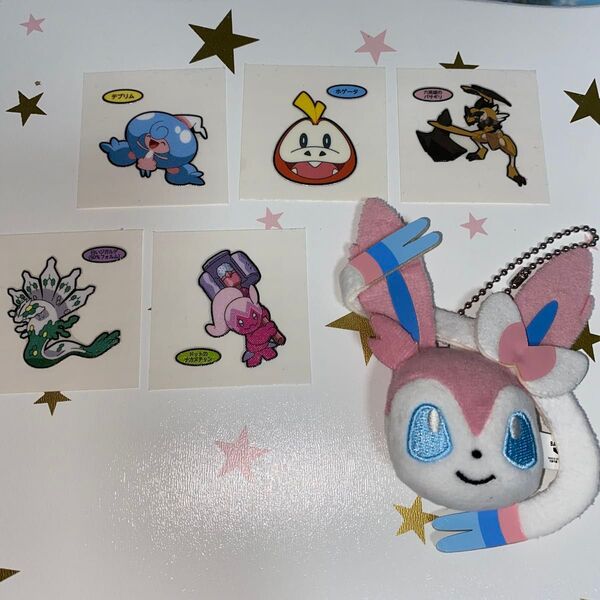 デコキャラシールポケモンパン六英雄のバサギリテプリム白いジガルデホゲータドットのナカヌチャン ニンフィアキーホルダー