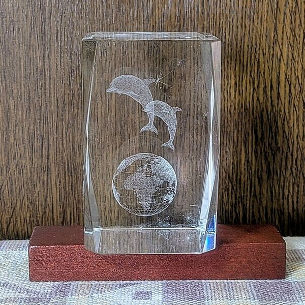 インテリア 置物 ガラス 3Dダイヤカットクリスタル 『イルカと地球』