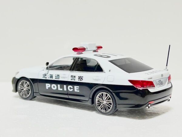 【レイズ】トヨタ・210系 クラウン アスリート パトカー 警察車両 緊急車両