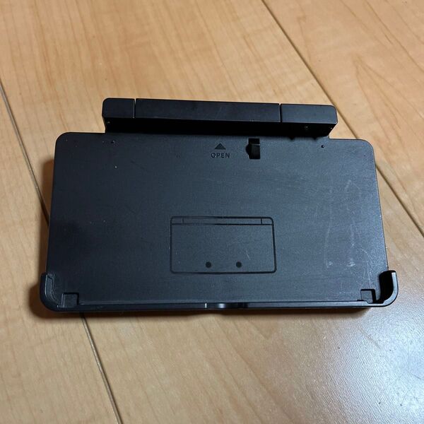 清掃済み 任天堂純正品 ニンテンドー3DS 充電台 充電ホルダー CTR-007 清掃&動作確認済み Nintendo クレードル