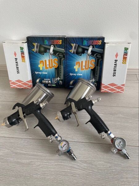 デビルビス LUNA MARK-Ⅱ スプレーガン、カップ 2セット箱付き中古品(おまけ両方ともデビルビスメーター付き)
