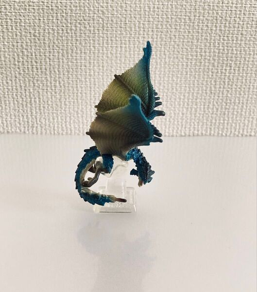 リオレウス亜種 バンダイ モンスターハンター フィギュア モンスター図鑑8 モンスター図鑑Ⅷ モンハン