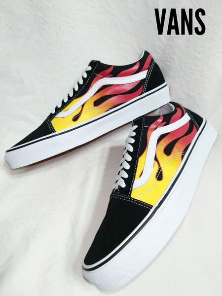 未使用 VANS OLD SCHOOL FLAME ファイヤーパターン スニーカー