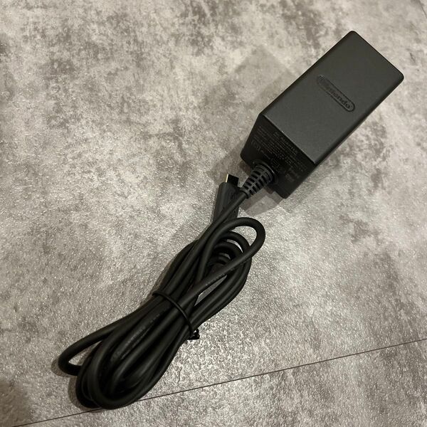 Nintendo switch 純正アダプタ 任天堂 スイッチ ACアダプタ 2024年2月購入品 ACアダプター
