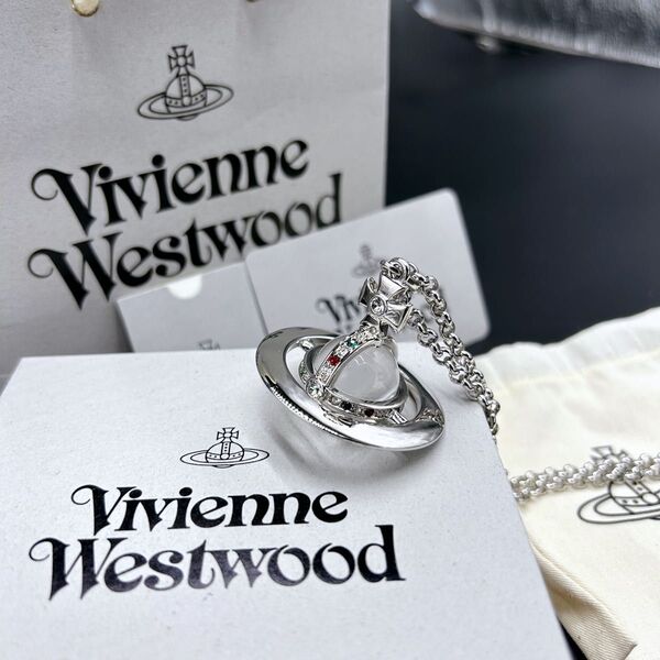 ☆極美品☆ vivienne westwood 正規品 スモールオーブネックレス ヴィヴィアンウエストウッド 立体オーブ シルバー