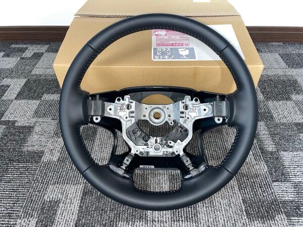 ★新車外し・未使用★ トヨタランドクルーザープラド 150系 後期純正革巻きステアリング 30アルファード 210クラウンなどにも