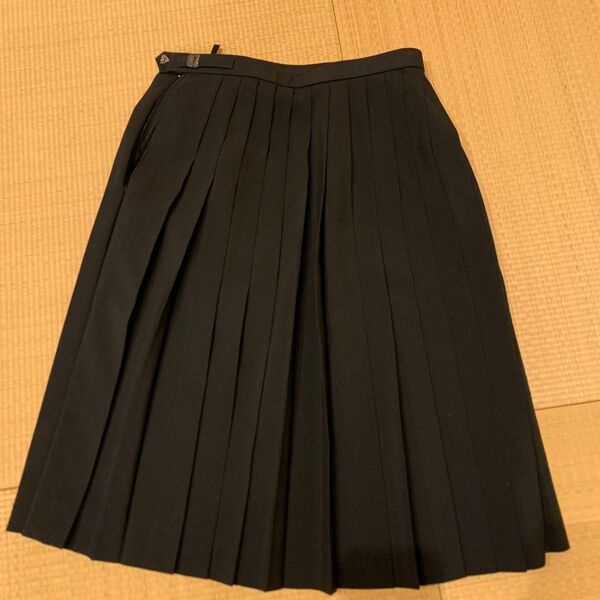 学生服プリーツスカート