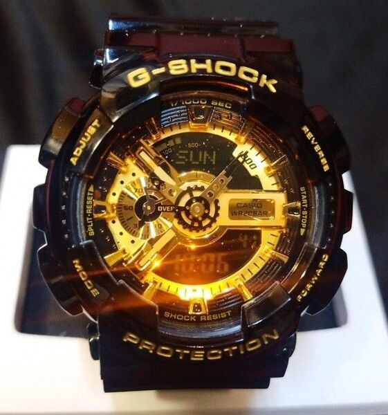 GA-110GB ゴールド G-SHOCK 点傷ありバンド・ベゼル新品 アナログ 稼働中