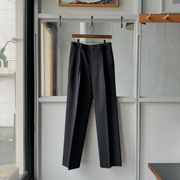 AURALEE 24aw LIGHT WOOL MAX GABARDINE TWO-TUCK SLACKS オーラリー スラックス