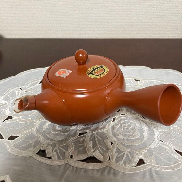 新品未使用 常滑焼 横手急須 朱泥 煎茶道具茶器 手彫り急須
