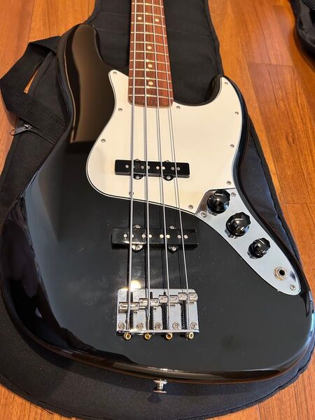 エレキベース Fender ジャズベース