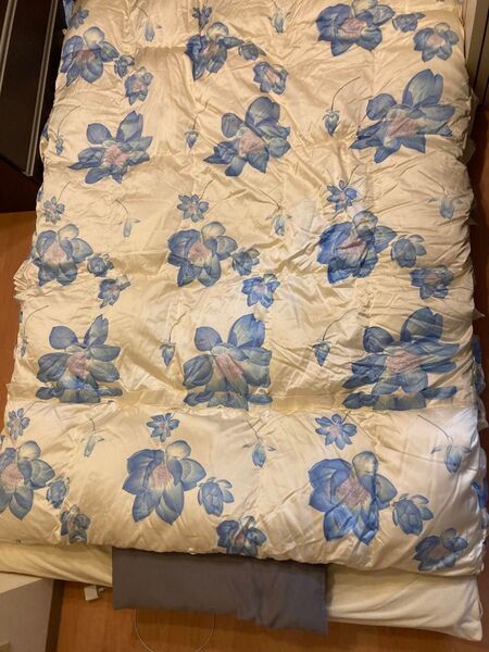 【美品】超レア丸八真綿オートクチュールデザイン青い花柄羽毛ムートン掛け布団 シングルサイズ