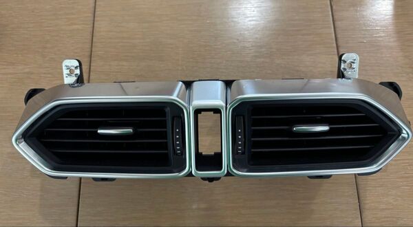 マツダ純正CX8エアコンベンチレーション