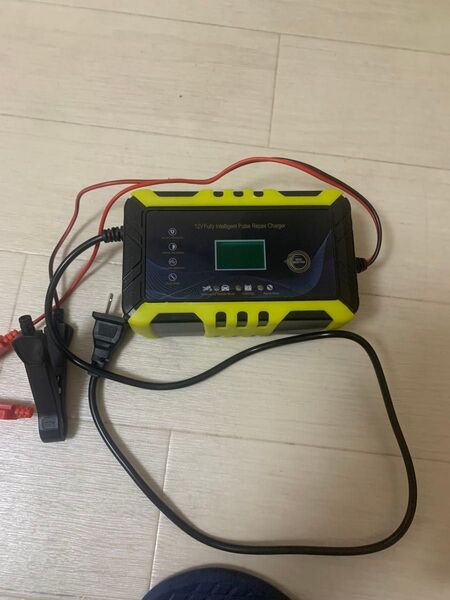 12Vパルスバッテリー充電器