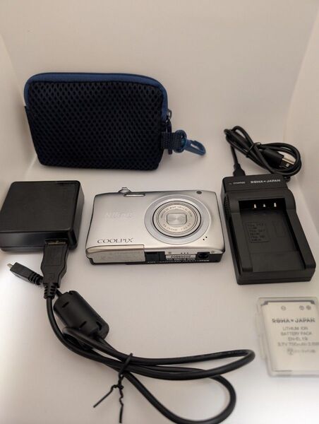 【予備バッテリー等あり】ニコン Nikon デジタル コンパクト カメラ COOLPIX A100
