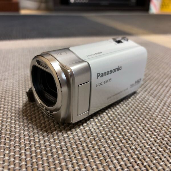 Panasonic ビデオカメラ HDC-TM35 純正バッテリー2個付き 中古美品