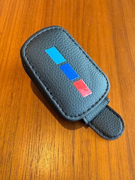【新品未使用】BMW Mデザイン眼鏡・サングラスホルダー
