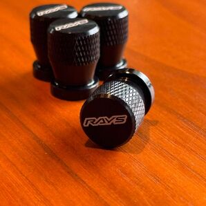 【新品未使用】RAYS エアバルブキャップ 4個セット ブラック
