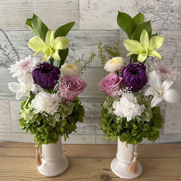 プリザーブドフラワー仏花1対 ホワイトパープル系 花器付き 枯れない花