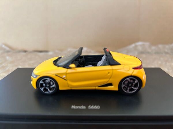 ホンダ S660 1/43スケール ミニカー