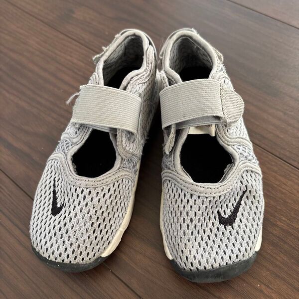 NIKE エアリフト 16cm グレー