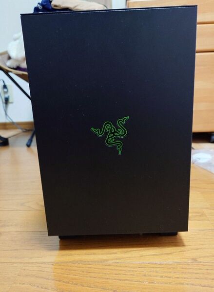 Razer Tomahawk Mini-ITX PCケース