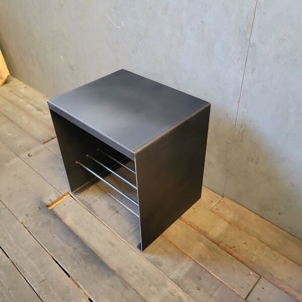 スツール 椅子 ベンチ アイアン おしゃれ シンプル 四角い 四角 黒皮 荷物置き