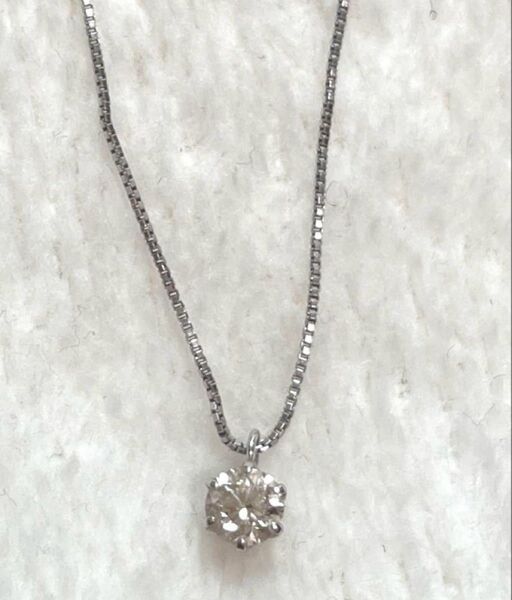K18WG 18金ホワイトゴールド ダイヤモンド0.32ct 一粒ネックレス