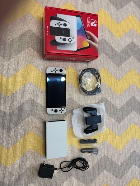 Nintendo Switch 本体 有機ELモデル ホワイト