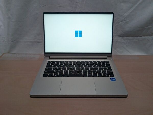 Core i7 1260P 32GBメモリ 1TB NVMe