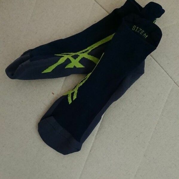 アシックス ランニングソックス M