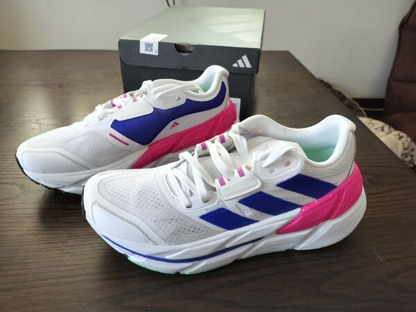 adidas ADISTAR CS M 25cm ホワイト新品未使用