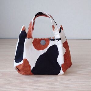 三毛猫柄 小さいねこポーチ