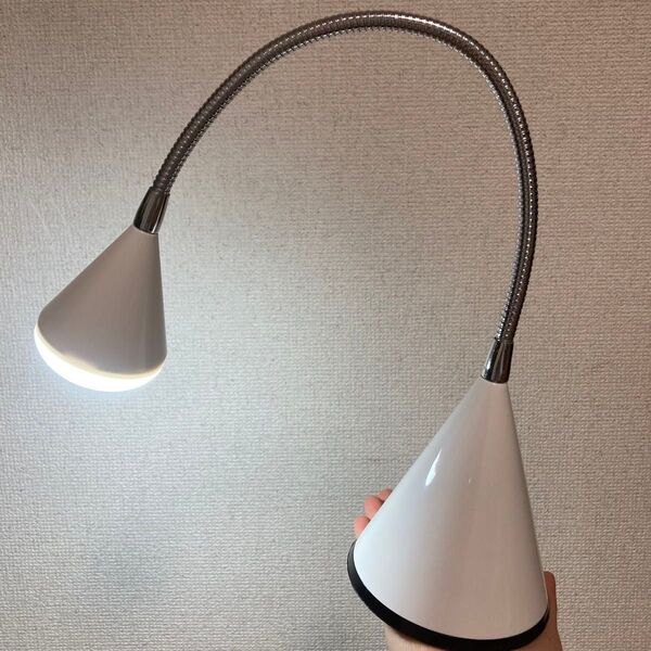 オーム電機LEDデスクライトLDL-8