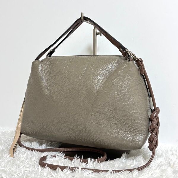 【美品】ジャンニキアリーニ アリファ M ショルダーバッグ 2way レザー