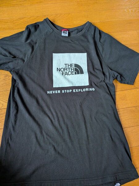 ノースフェイスTシャツ