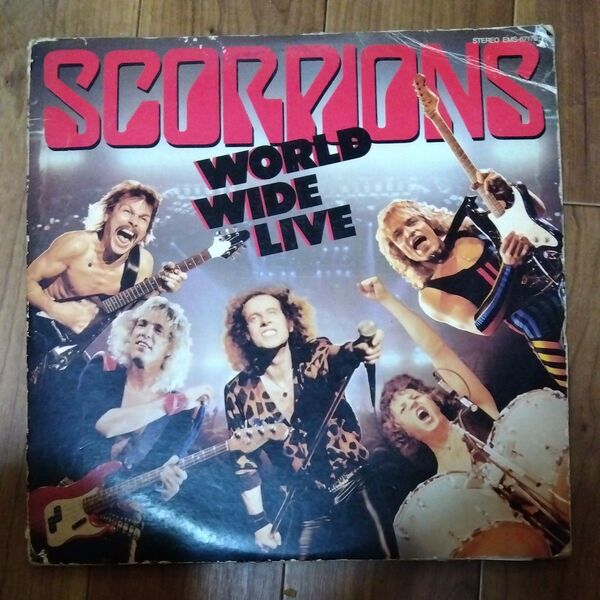スコーピオンズ2枚組レコードワールドワイドライブLP Scorpions