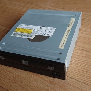 【動作品】バッファロー DVD CD RW ドライブ SATA